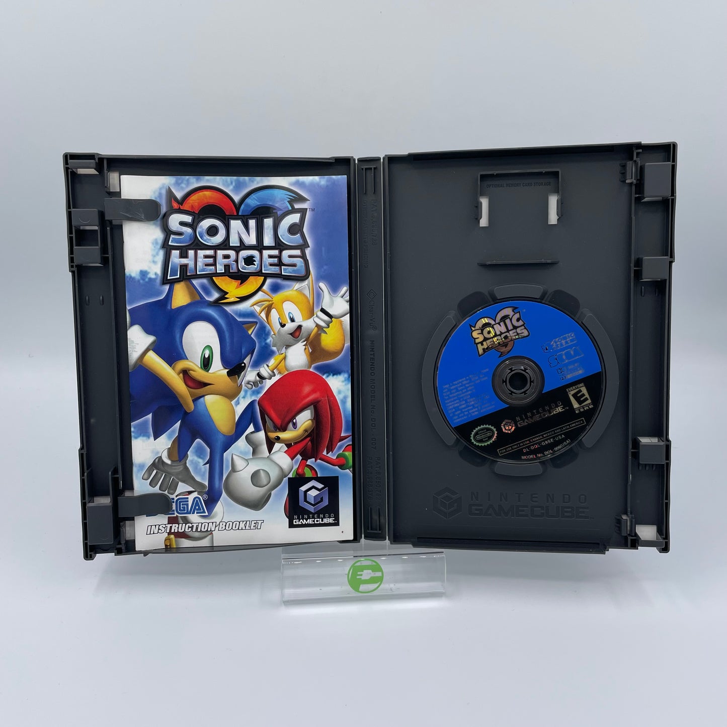 Sonic Heroes (Nintendo GameCube, 2004)
