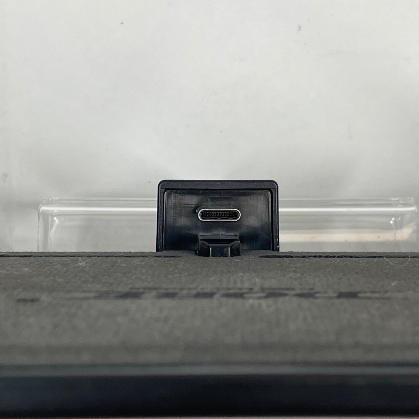 DOBE TNS-1125 Nintendo Switch OLED Controller READ