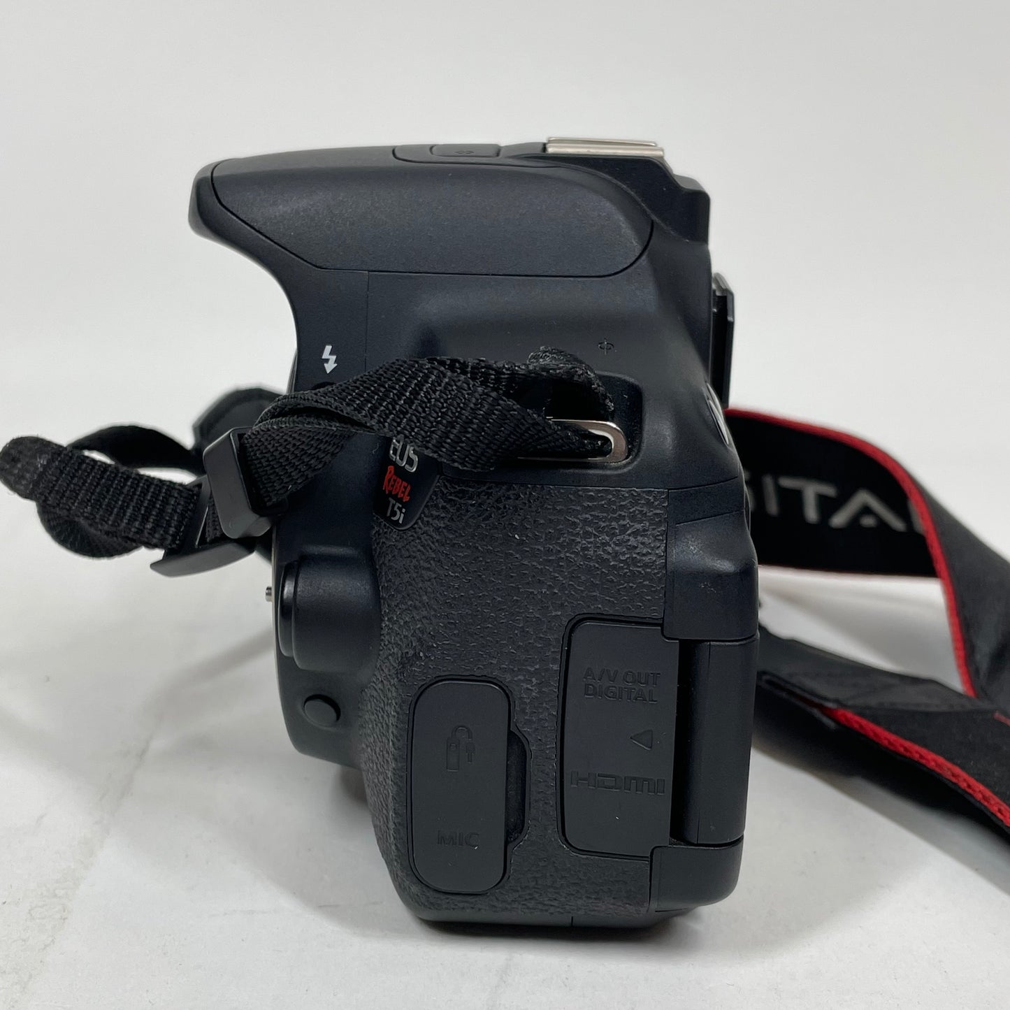 Canon EOS Rebel T5i 18.0MP Digital SLR
