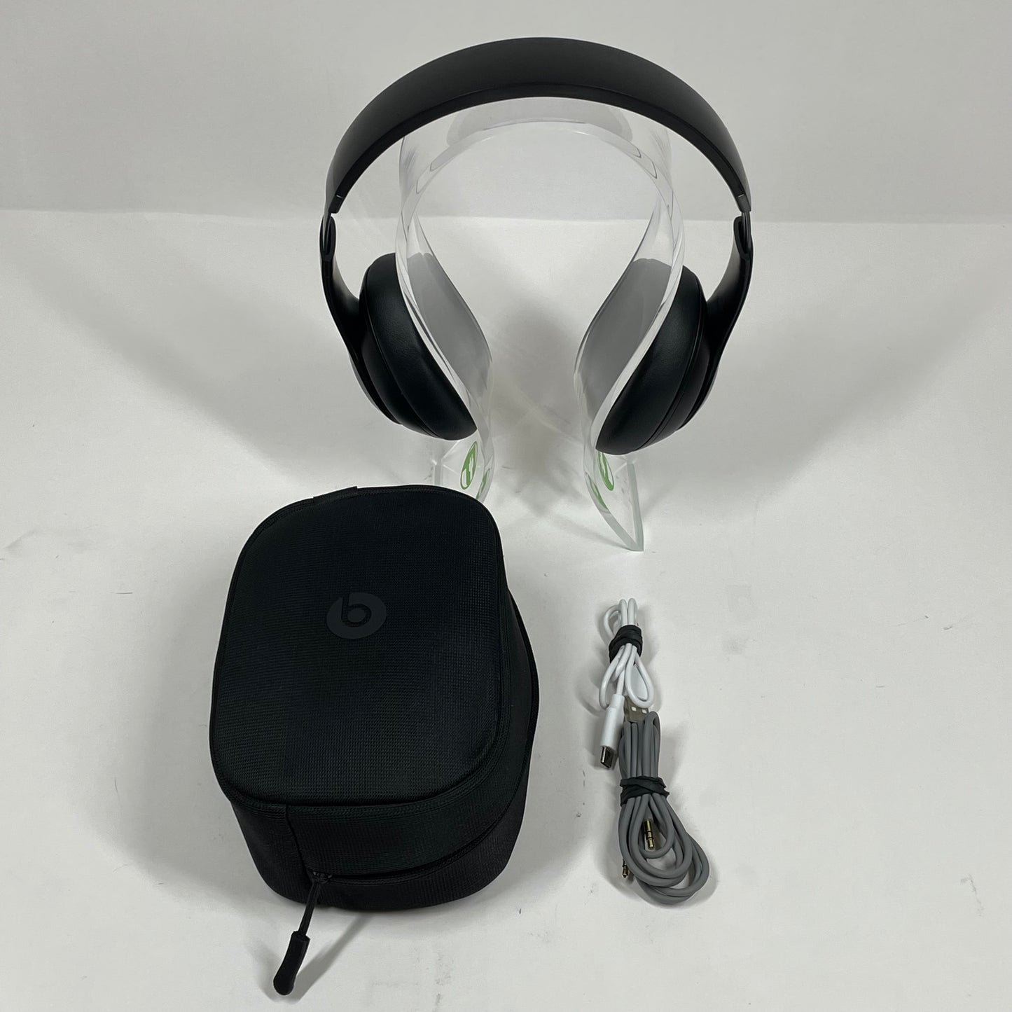 Beats Studio Pro Wireless Over-Ear Bluetooth Headphones Black A2924