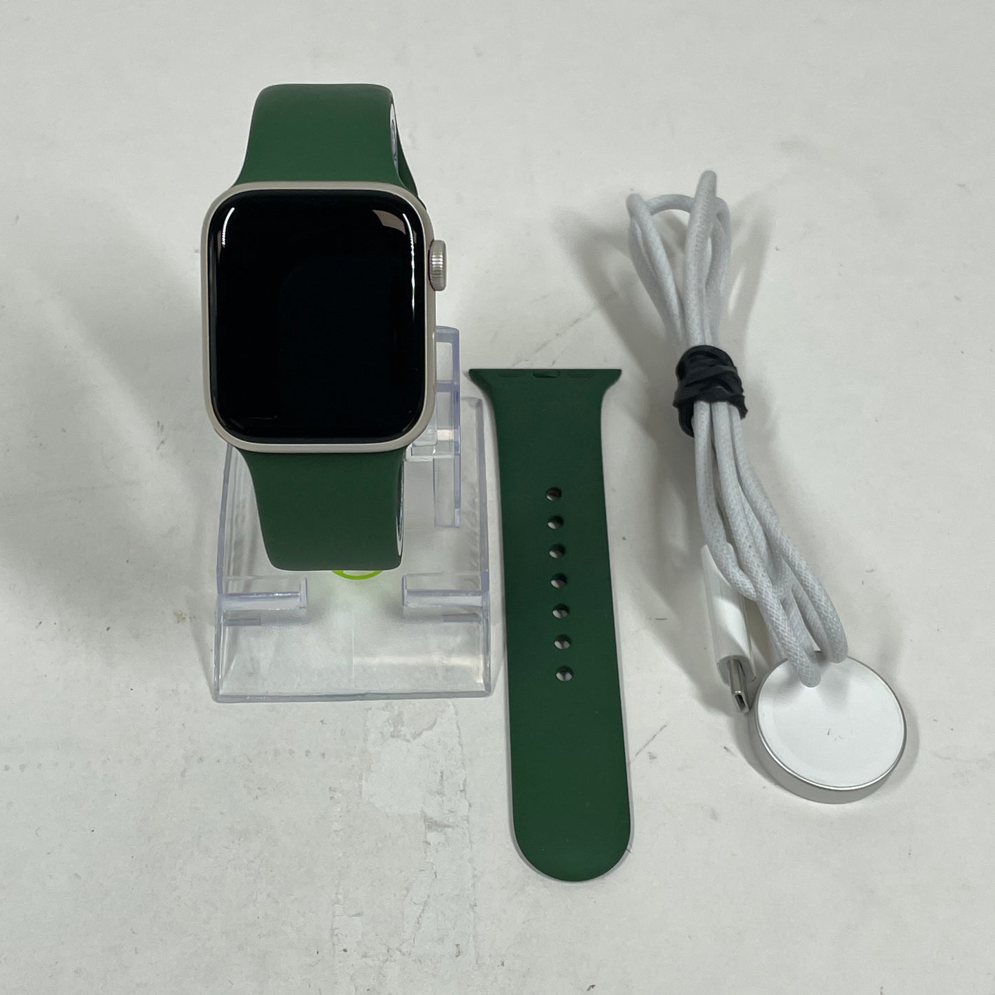 GPS Only Apple Watch SE 2nd Gen 40MM Starlight Aluminum Clover Sport Band MXEF3LL/A