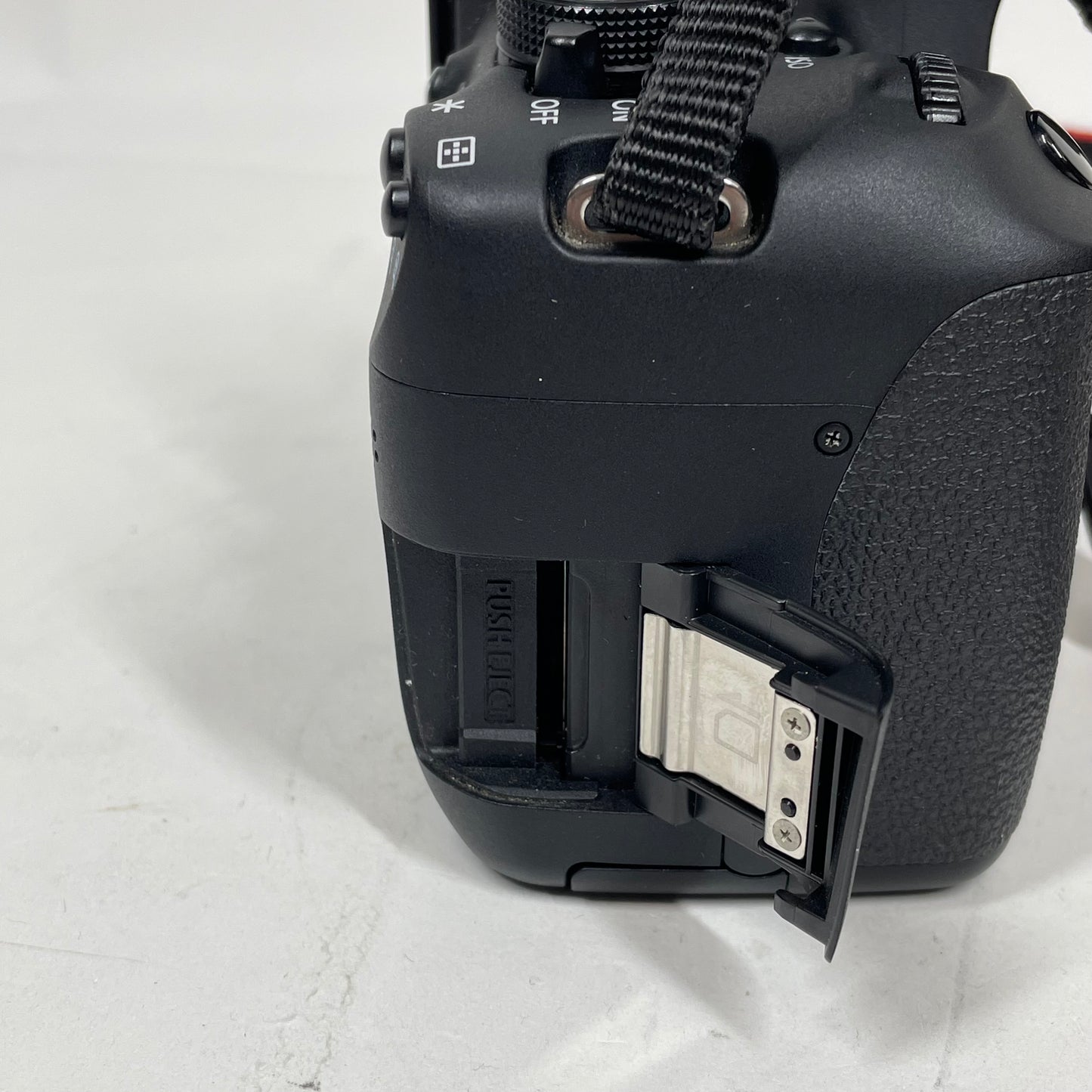 Canon EOS Rebel T5i 18.0MP Digital SLR