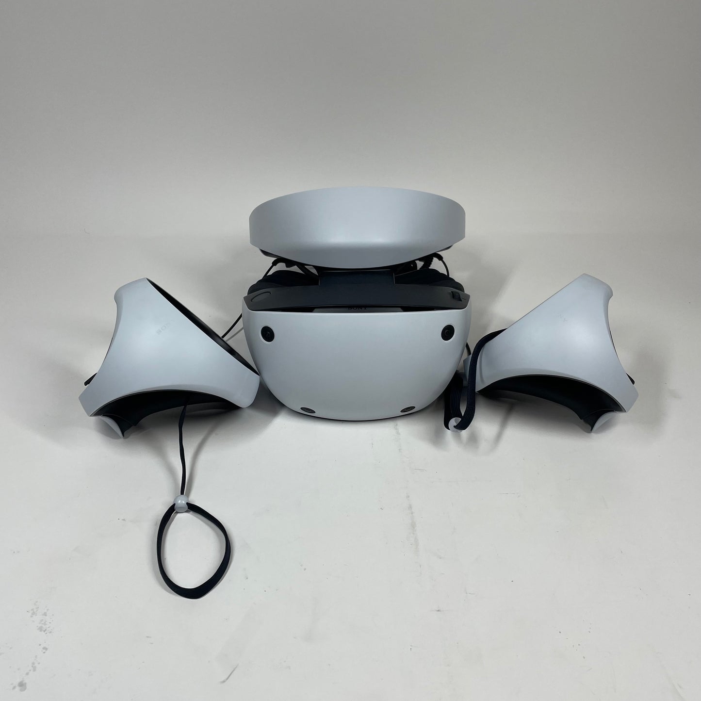 Sony Playstation 5 PS5 Virtual Reality VR2 Headset White/Black CFI-ZVR2
