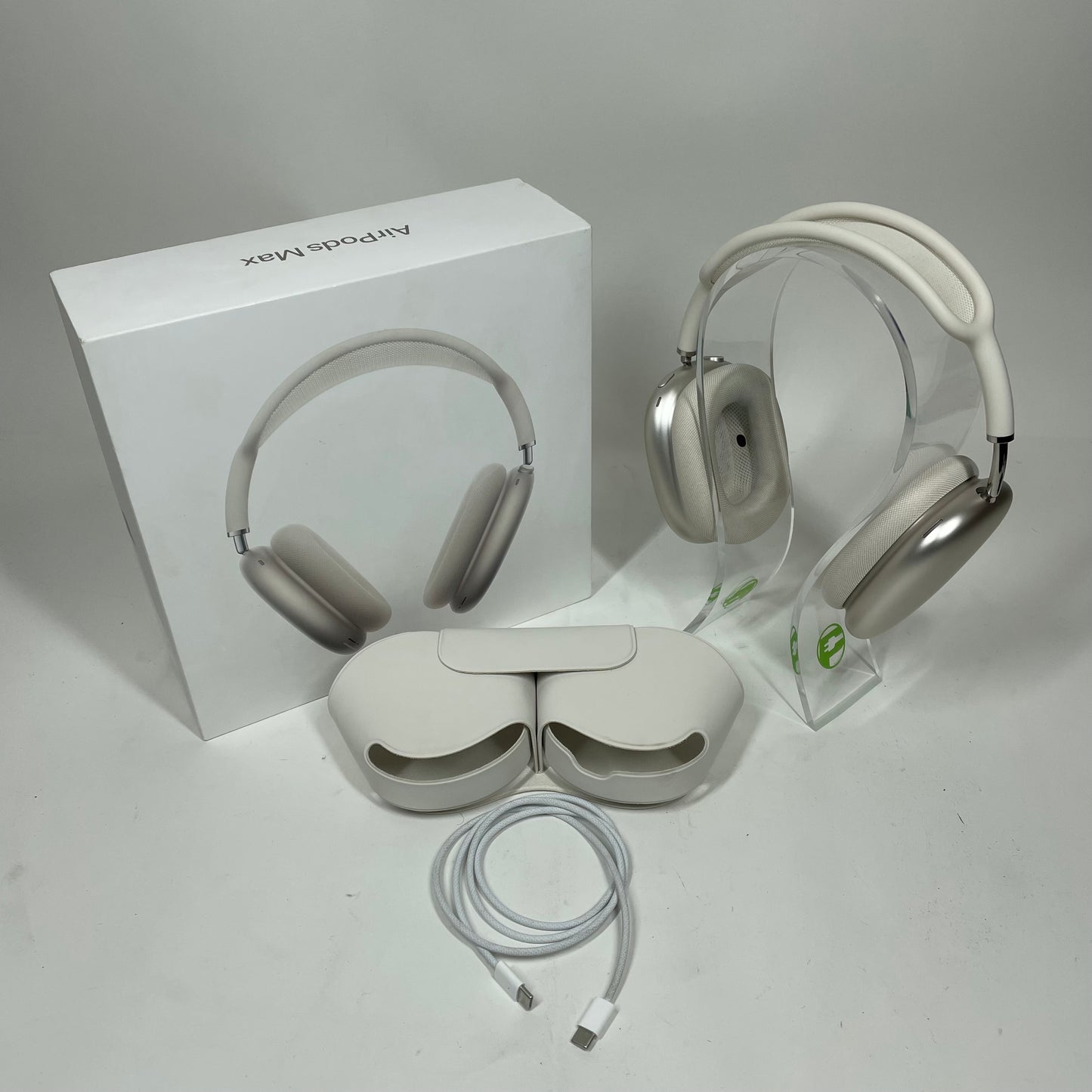 Apple AirPods Max USB-C Wireless Over-Ear Headphones Starlight MWW53AM/A