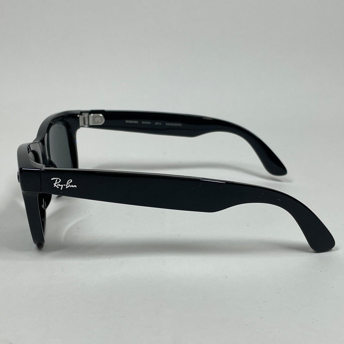 Ray-Ban Meta Wayfarer Gen 2 Shiny Black Standard RW4012 601/71 AI Smart Glasses