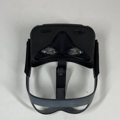 Oculus Quest 64GB Standalone All-in-One VR Headset MH-B