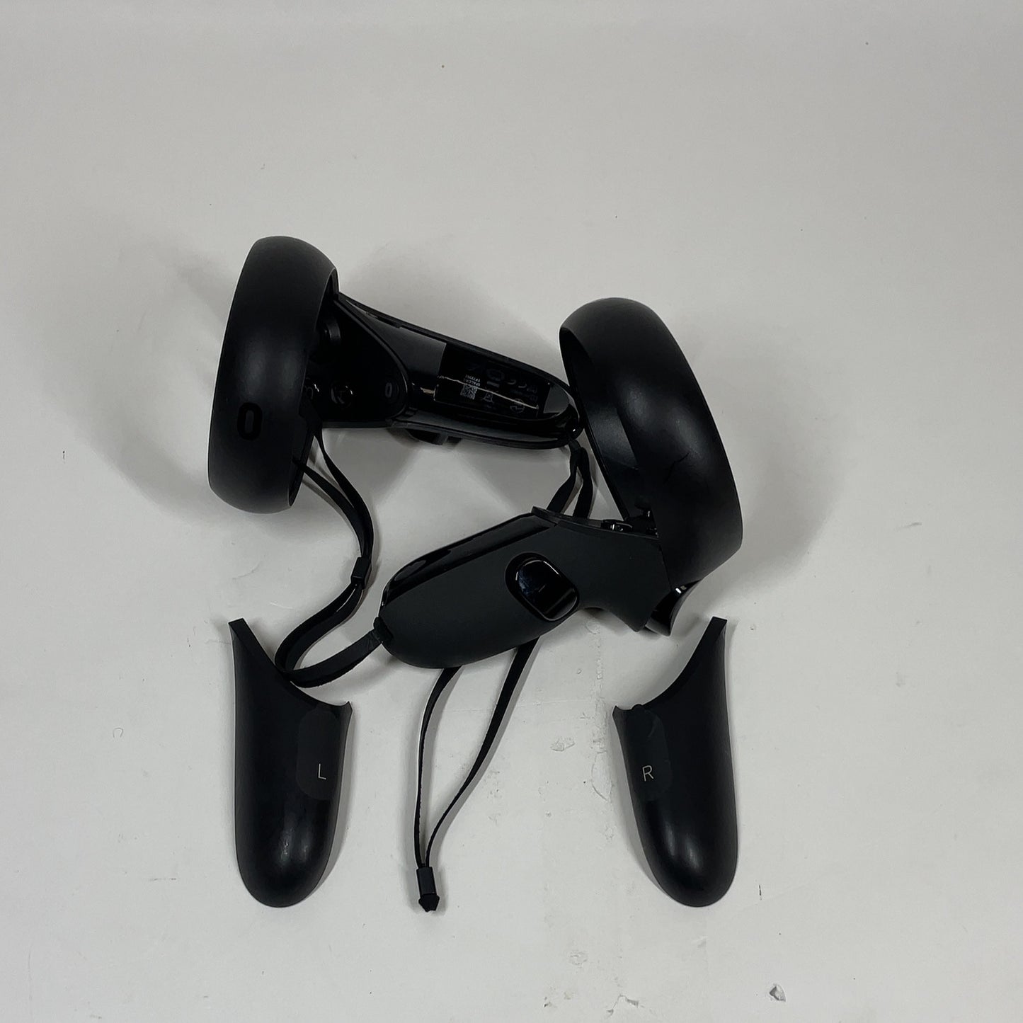 Oculus Quest 64GB Standalone All-in-One VR Headset MH-B