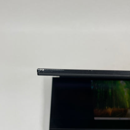Asus ROG Zephyrus Duo 16 GX650 16" Ryzen 9 6900HX 3.3GHz 32GB RAM 1TB SSD GeForce RTX 3070 Ti