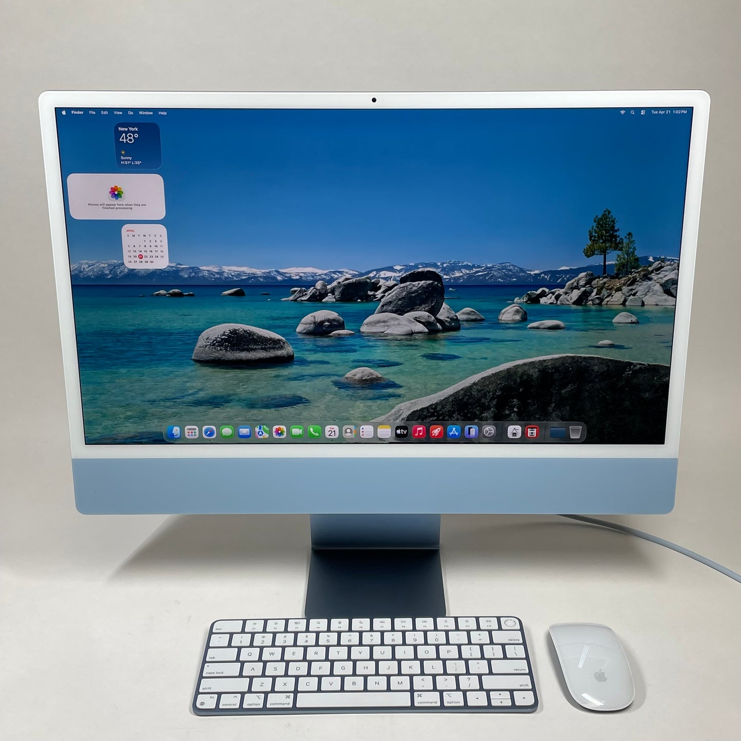 2021 Apple iMac 24" M1 8 Core 3.2GHz 16GB RAM 1TB SSD Blue MJVN3LL/A