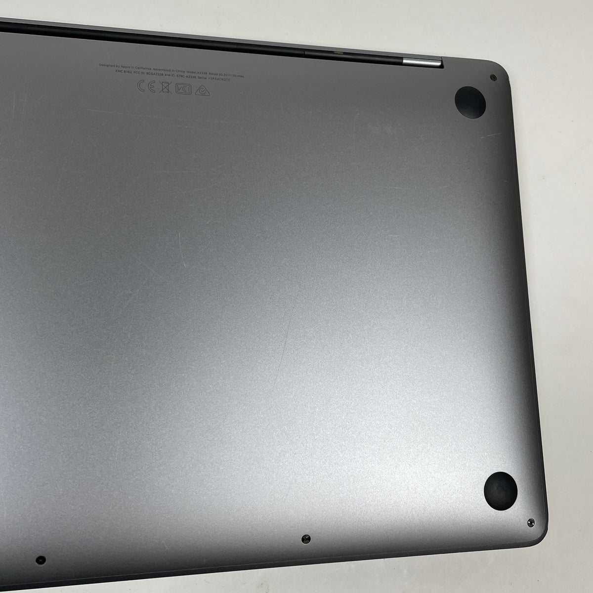 2022 Apple MacBook Pro 13.3" M2 10C GPU 3.5GHz 8GB RAM 256GB SSD MNEH3LL/A