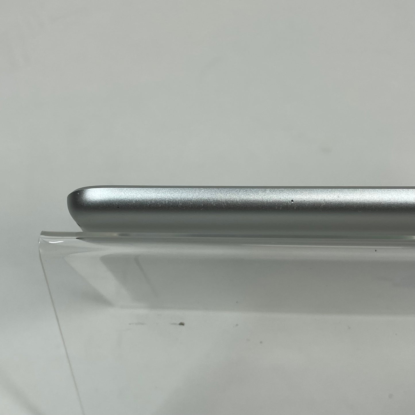 Unlocked Apple iPad Mini 5th Gen 256GB Silver MUXN2LL/A