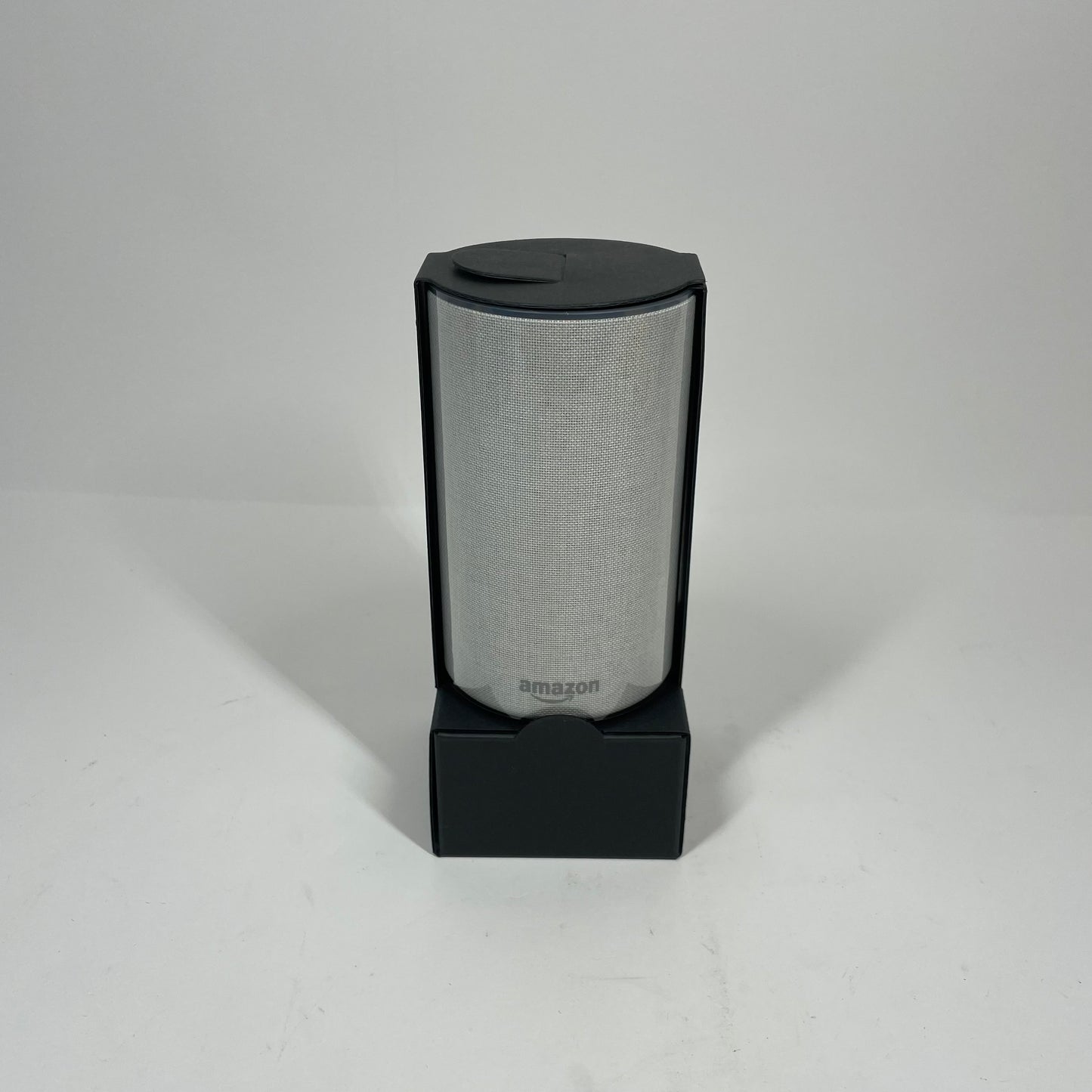 Amazon Echo Smart Assistant Speaker  B06XXMP5BPP