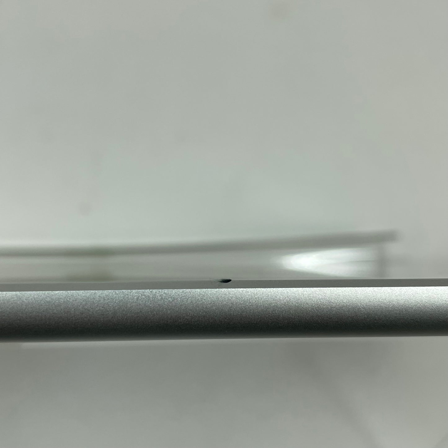 WiFi Only Apple iPad 7th Gen 32GB SILVER MW752LL/A