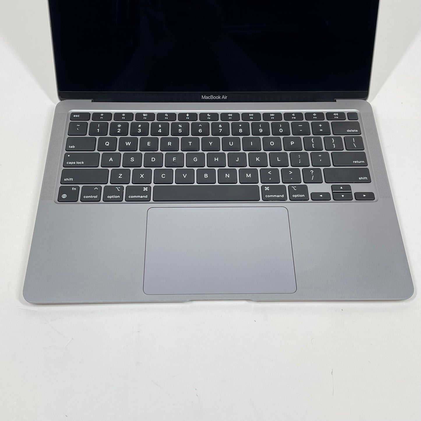 2020 Apple MacBook Air 13.3" M1 7C GPU 3.2GHz 8GB RAM 256GB SSD MGN63LL/A