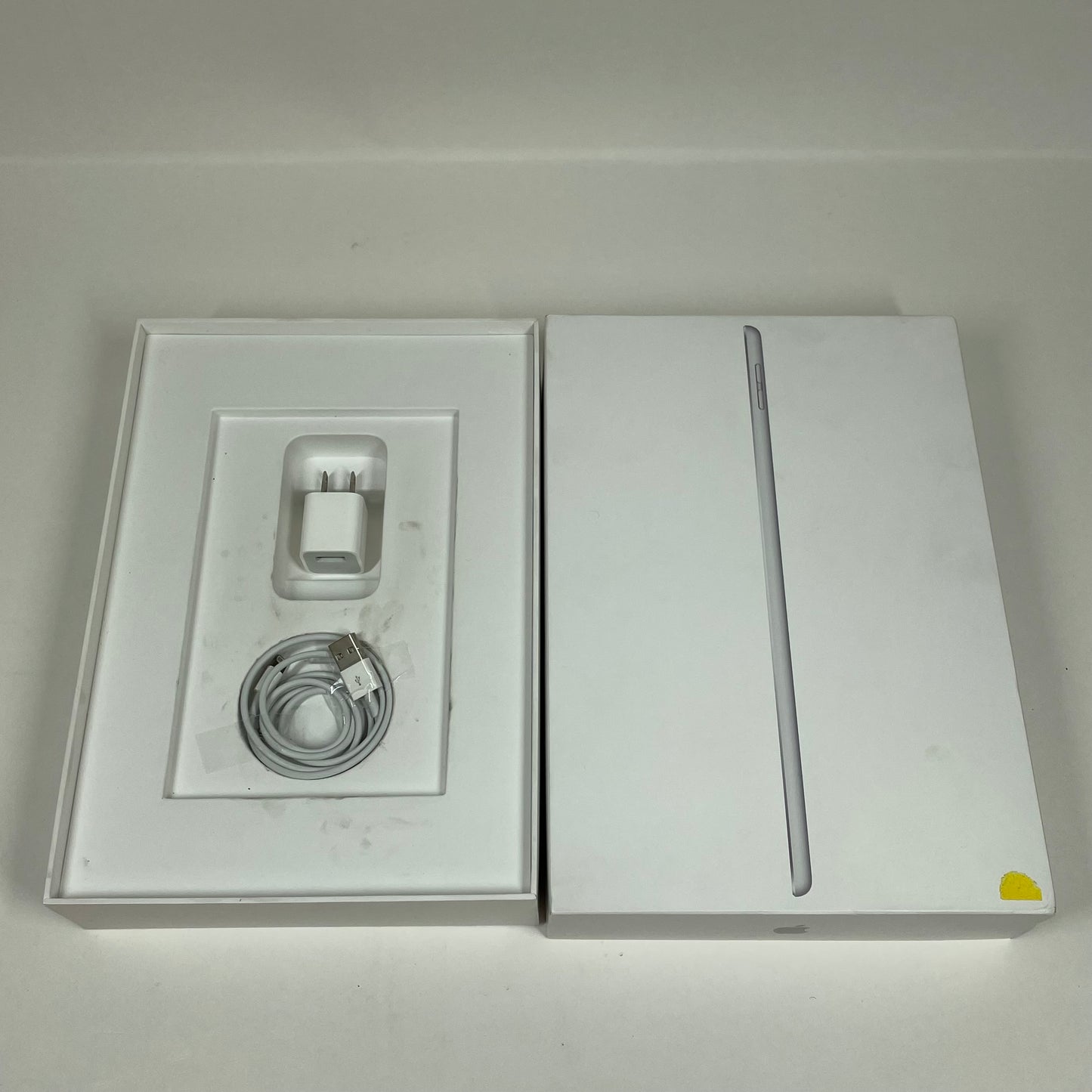 WiFi Only Apple iPad 8th Gen 128GB Silver MYLE2LL/A