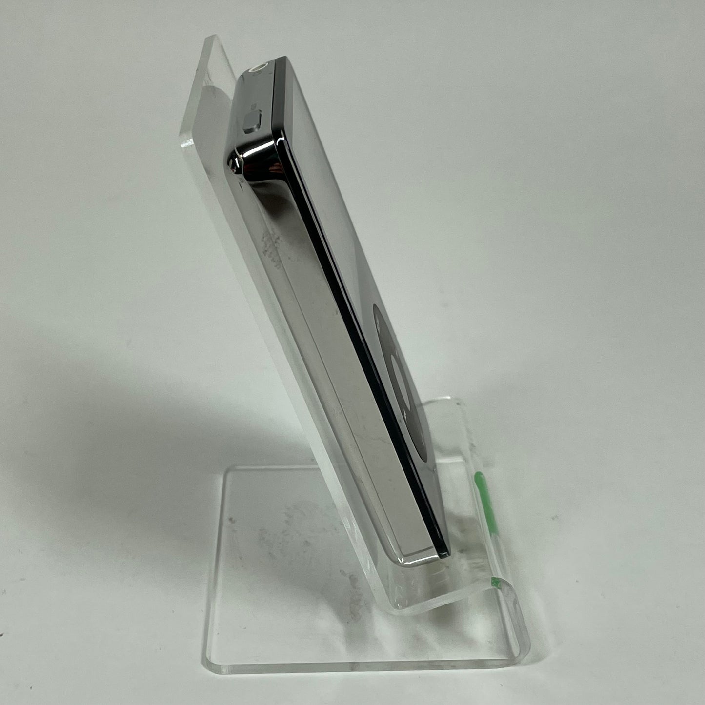 Apple iPod Classic 5th Gen 60GB Black MA147LL/A