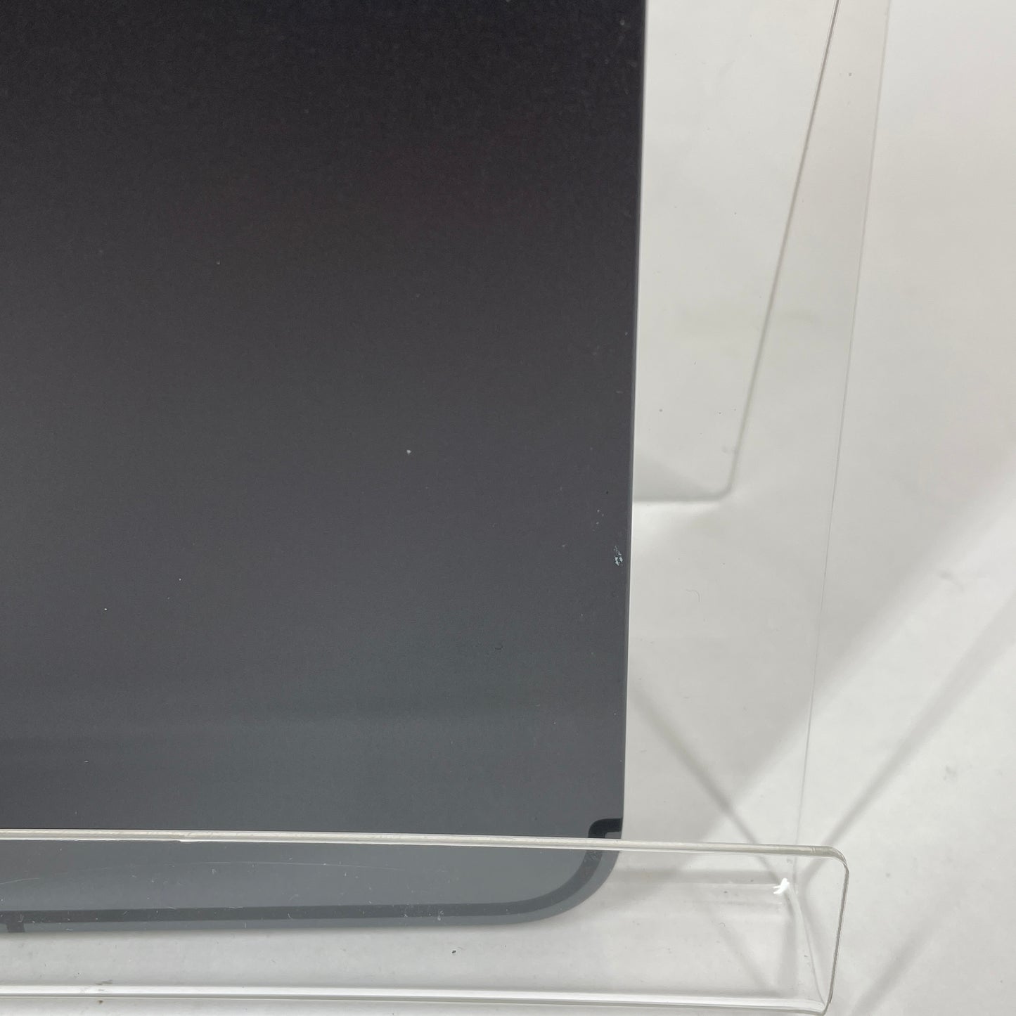 Factory Unlocked Apple iPad Air 5th Gen 64GB Space Gray MM6R3LL/A
