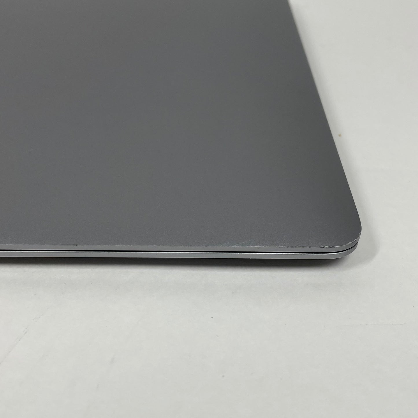 2020 Apple MacBook Air 13.3" M1 7C GPU 3.2GHz 8GB RAM 256GB SSD MGN63LL/A