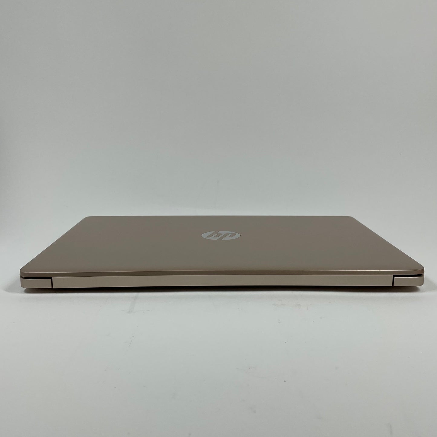 HP Laptop 15-ef1077nr 15.6" Athlon Gold 3150U 2.4GHz 4GB RAM 256GB SSD