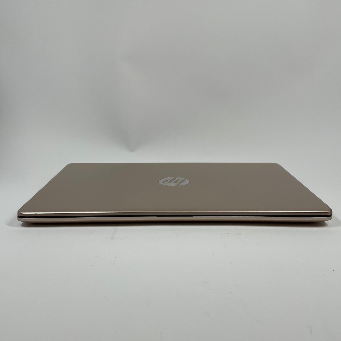 HP Laptop 15-ef1077nr 15.6" Athlon Gold 3150U 2.4GHz 4GB RAM 256GB SSD