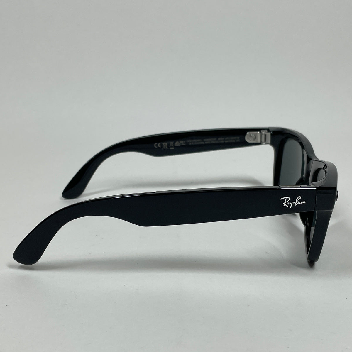 Ray-Ban Meta Wayfarer Gen 2 Shiny Black Standard RW4012 601/71 AI Smart Glasses