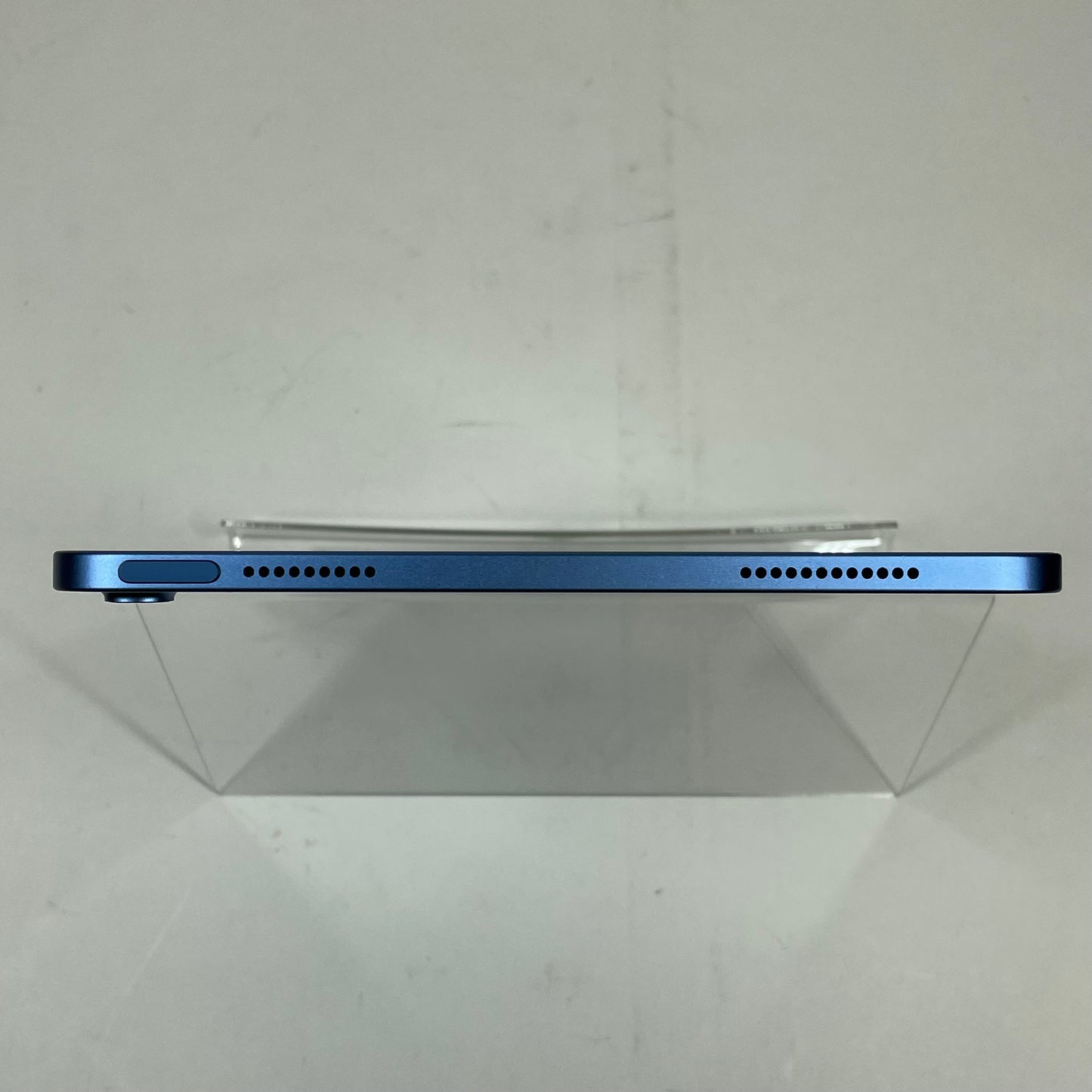 WiFi Only Apple iPad 11" (A16) 128GB Blue MD4A4LL/A