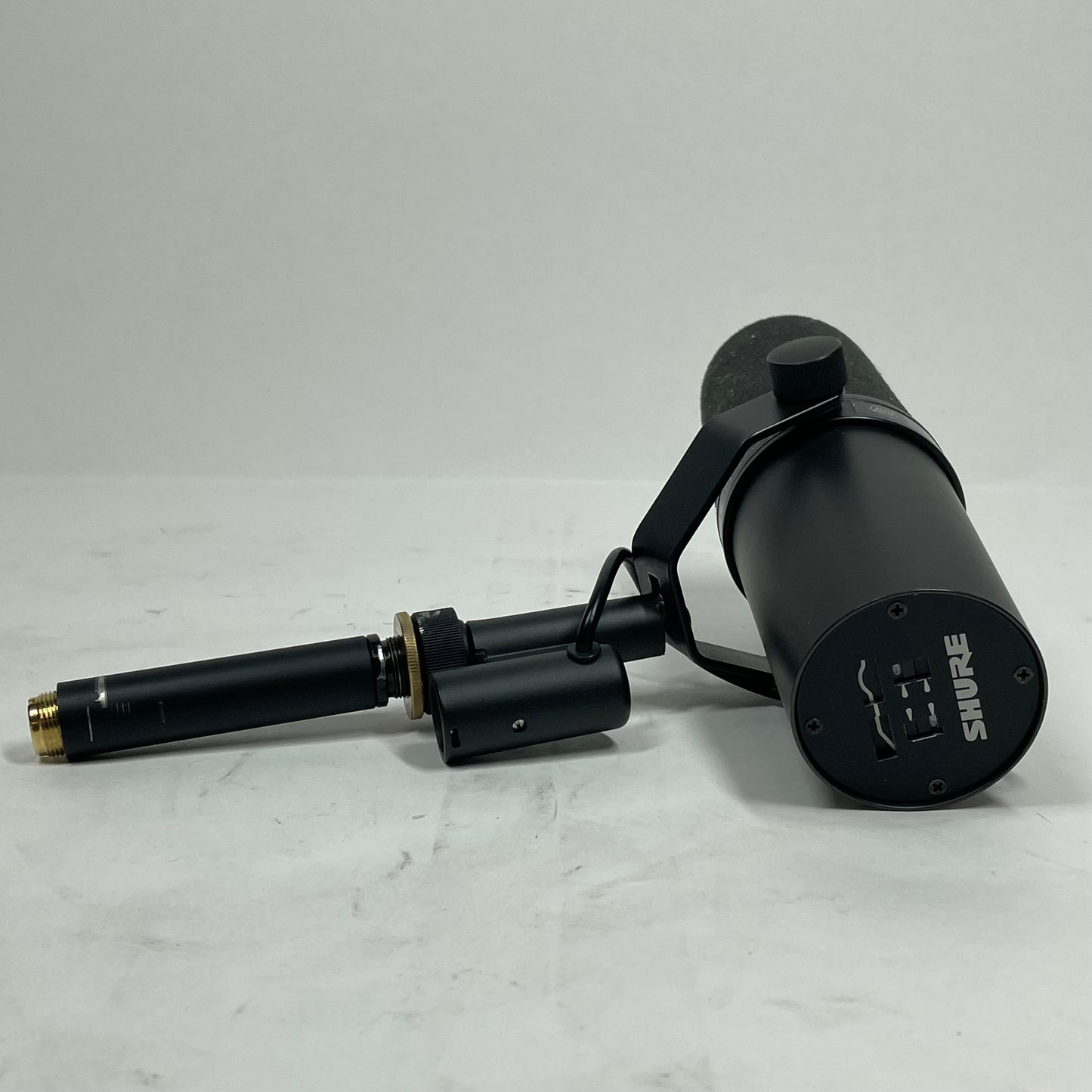 Shure SM7B 50 Hz to 20,000 Hz Cardioid Dynamic Microphone