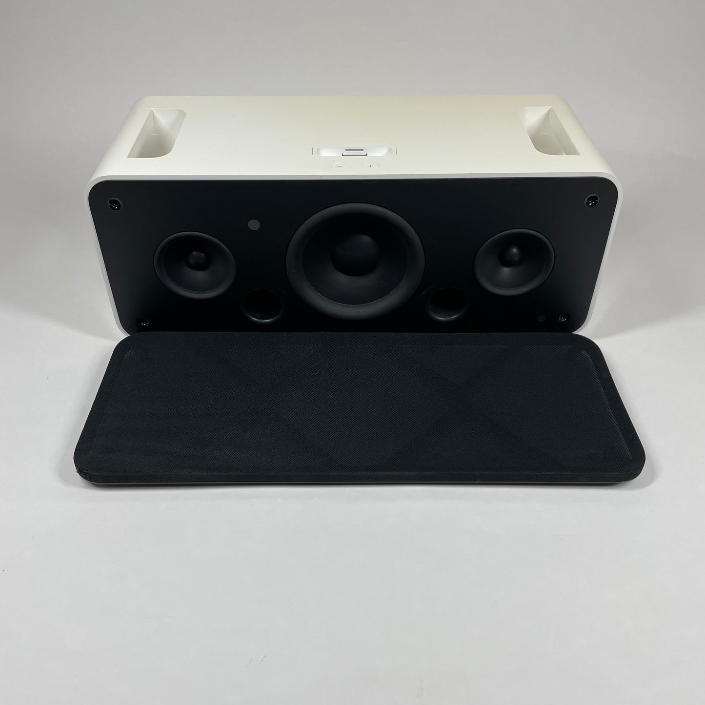 Apple Ipod Hi-Fi Dock White A1121 Portable Speaker