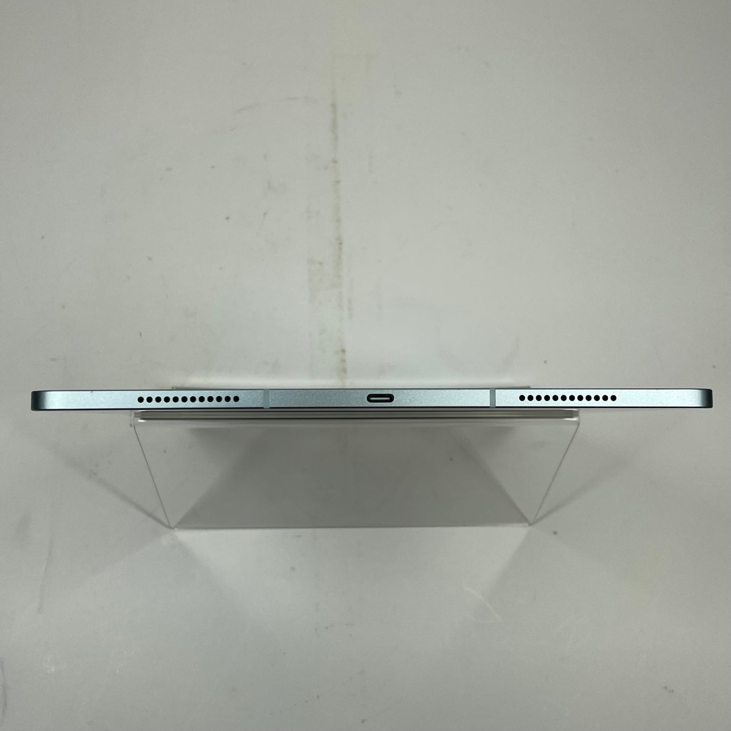Unlocked Apple iPad Air 13" M3 1TB Blue MCJF4LL/A
