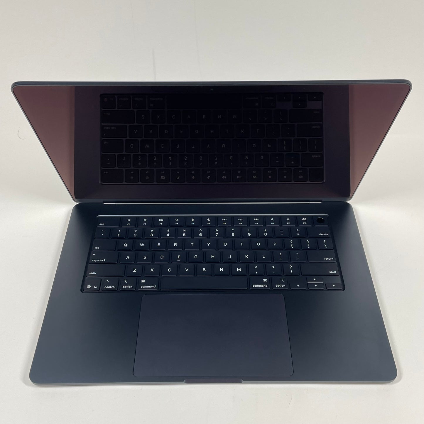 2025 Apple MacBook Air 15" M4 10C GPU 4.5GHz 16GB RAM 256GB SSD MW1L3LL/A