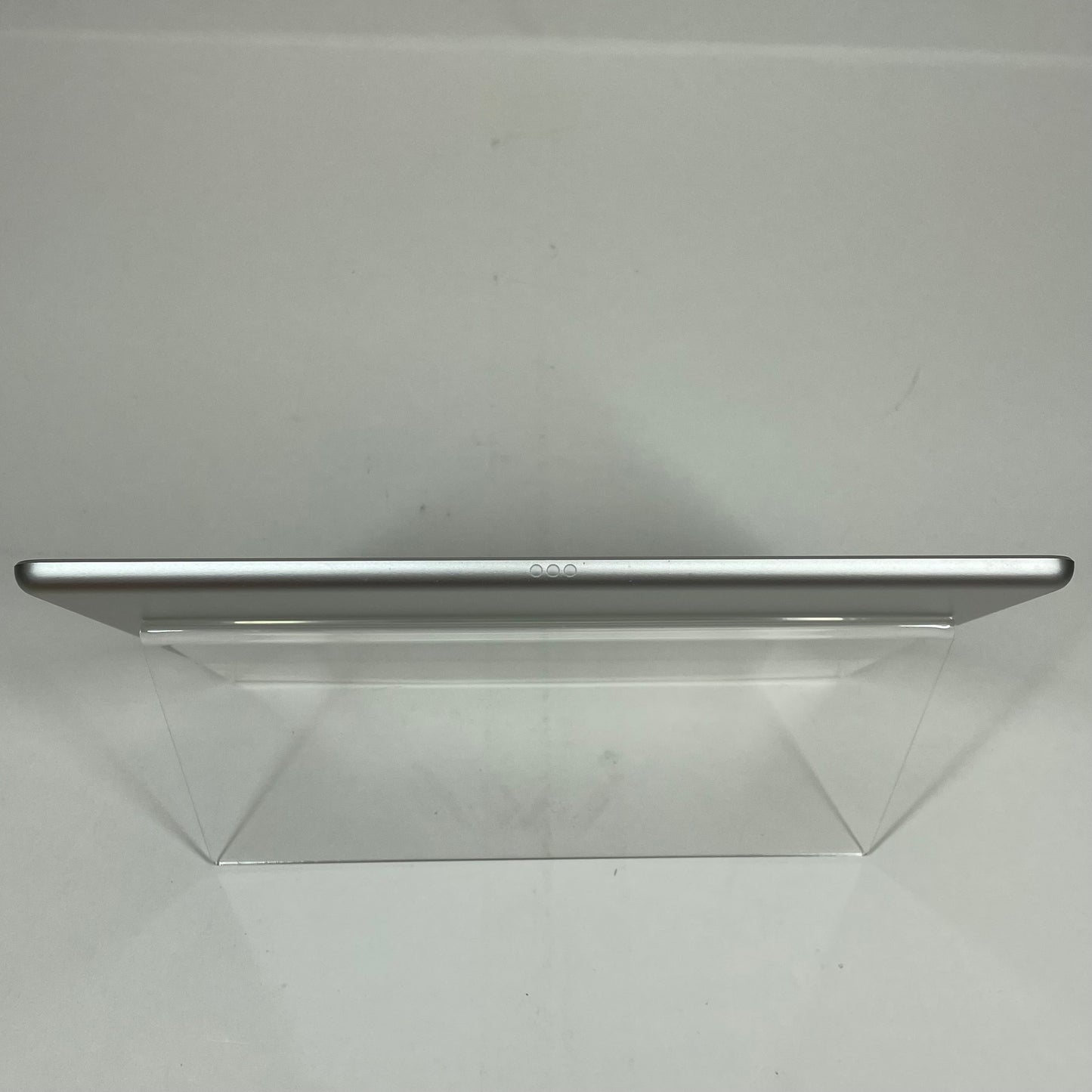 WiFi Only Apple iPad 8th Gen 128GB Silver MYLE2LL/A