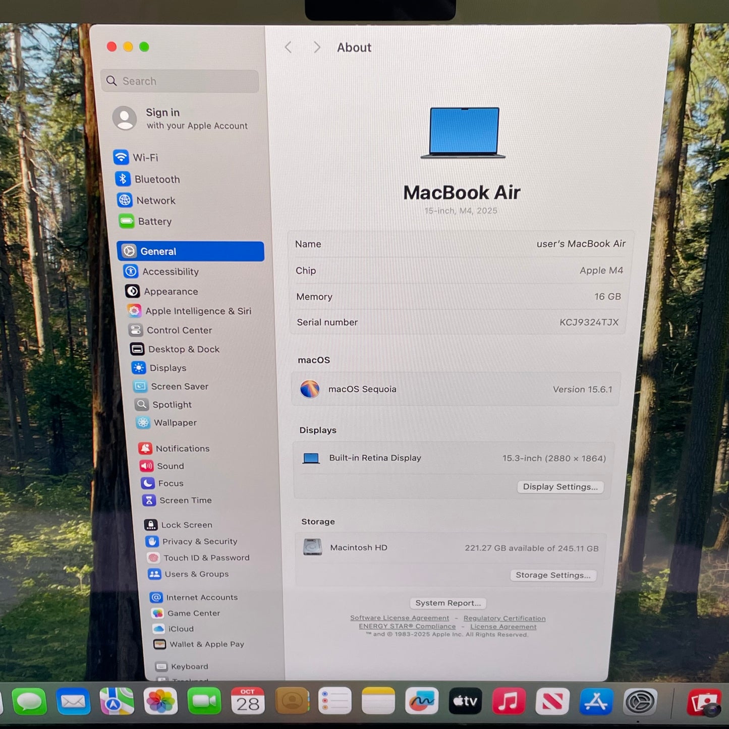 2025 Apple MacBook Air 15" M4 10C GPU 4.5GHz 16GB RAM 256GB SSD MW1L3LL/A