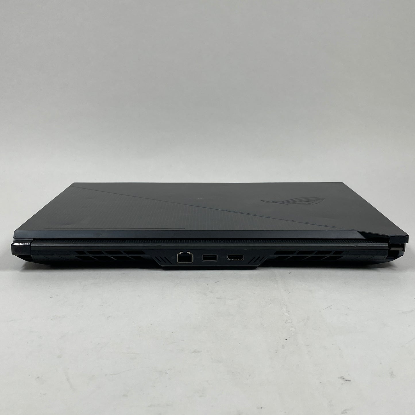 Asus ROG Zephyrus Duo 16 GX650 16" Ryzen 9 6900HX 3.3GHz 32GB RAM 1TB SSD GeForce RTX 3070 Ti