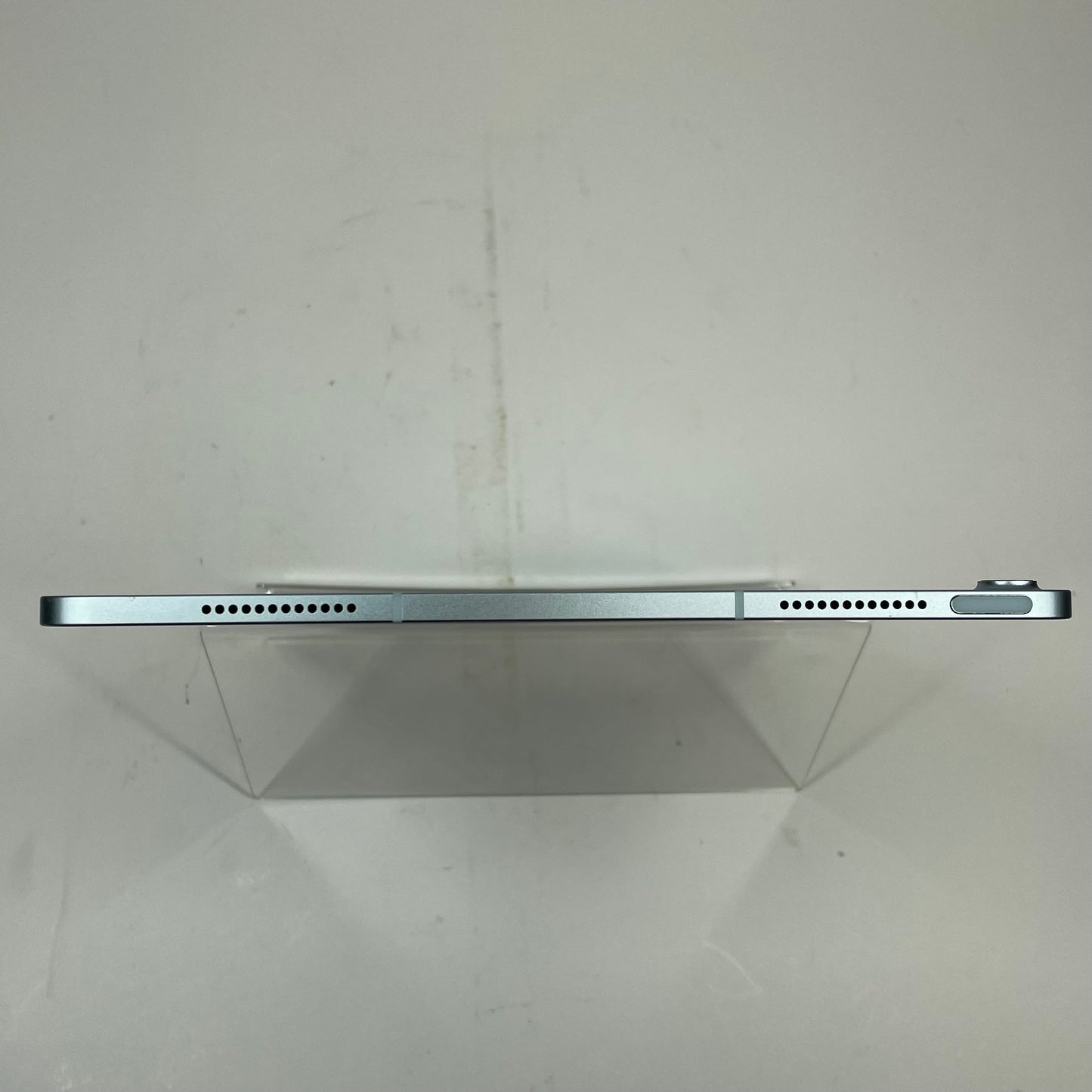 Unlocked Apple iPad Air 13" M3 1TB Blue MCJF4LL/A