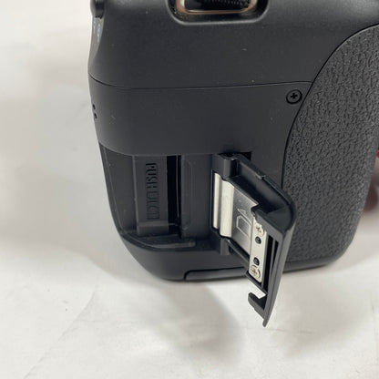 Canon Rebel T4i 18.0MP Digital DSLR Camera