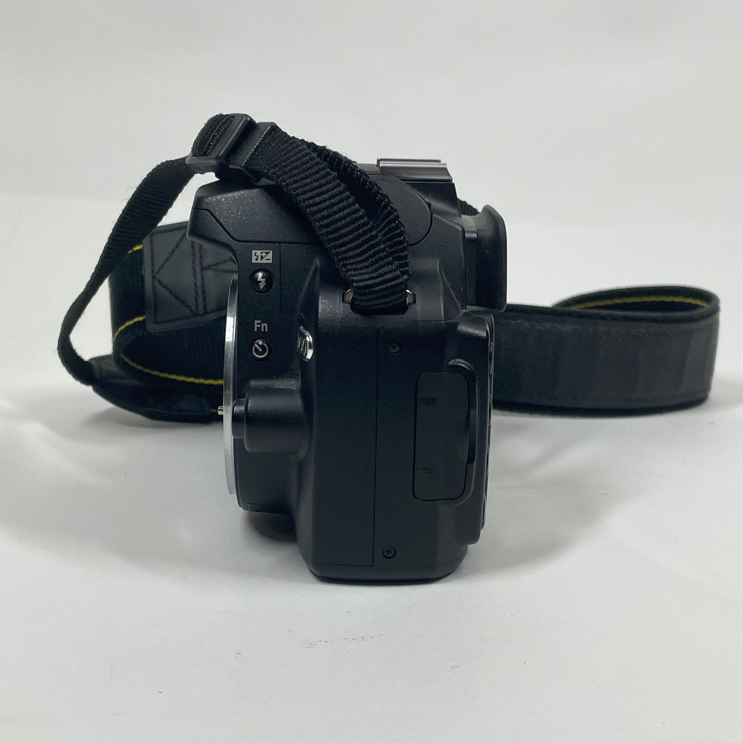 Nikon D60 10.2MP Digital SLR DSLR Camera Body Only