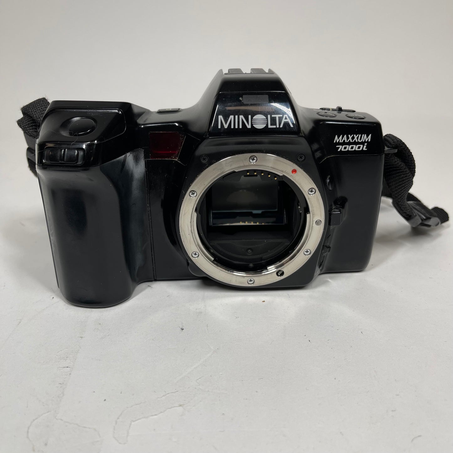 Minolta Maxxum 7000i Vintage SLR Film Camera + Maxxum 3200i Flash & 2 AF Lenses