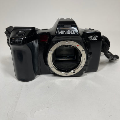 Minolta Maxxum 7000i Vintage SLR Film Camera + Maxxum 3200i Flash & 2 AF Lenses