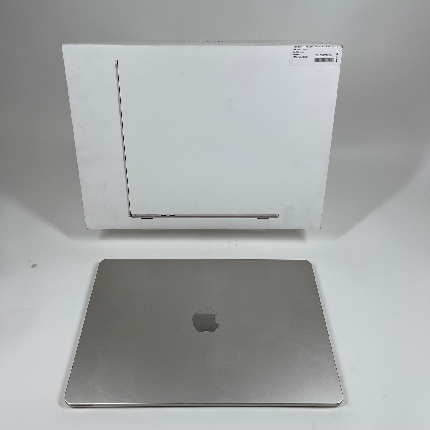 2024 Apple MacBook Air 15" M3 4.0GHz 8GB RAM 256GB SSD A3114