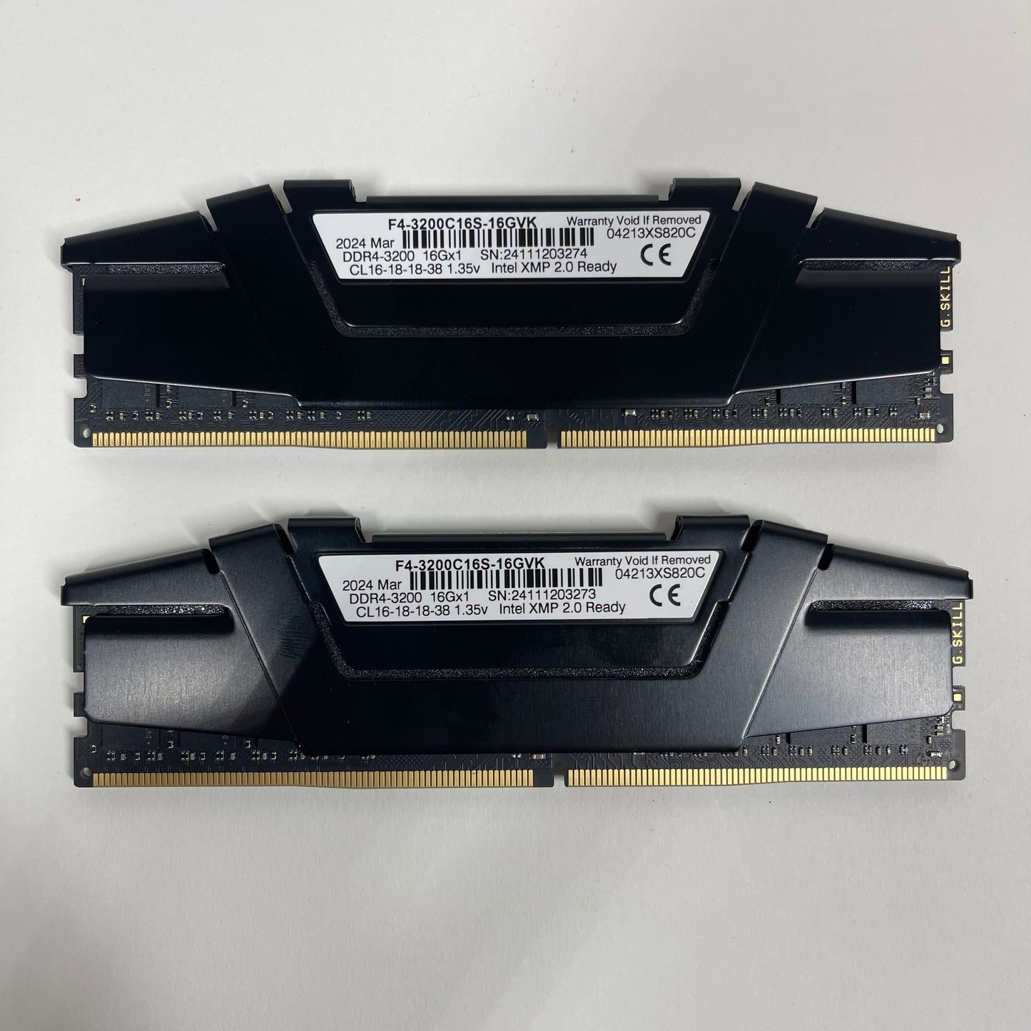 2x G.Skill RipJaws V 16GB (1x16GB) DDR4 3200MHz F4-3200C16S-16GVK