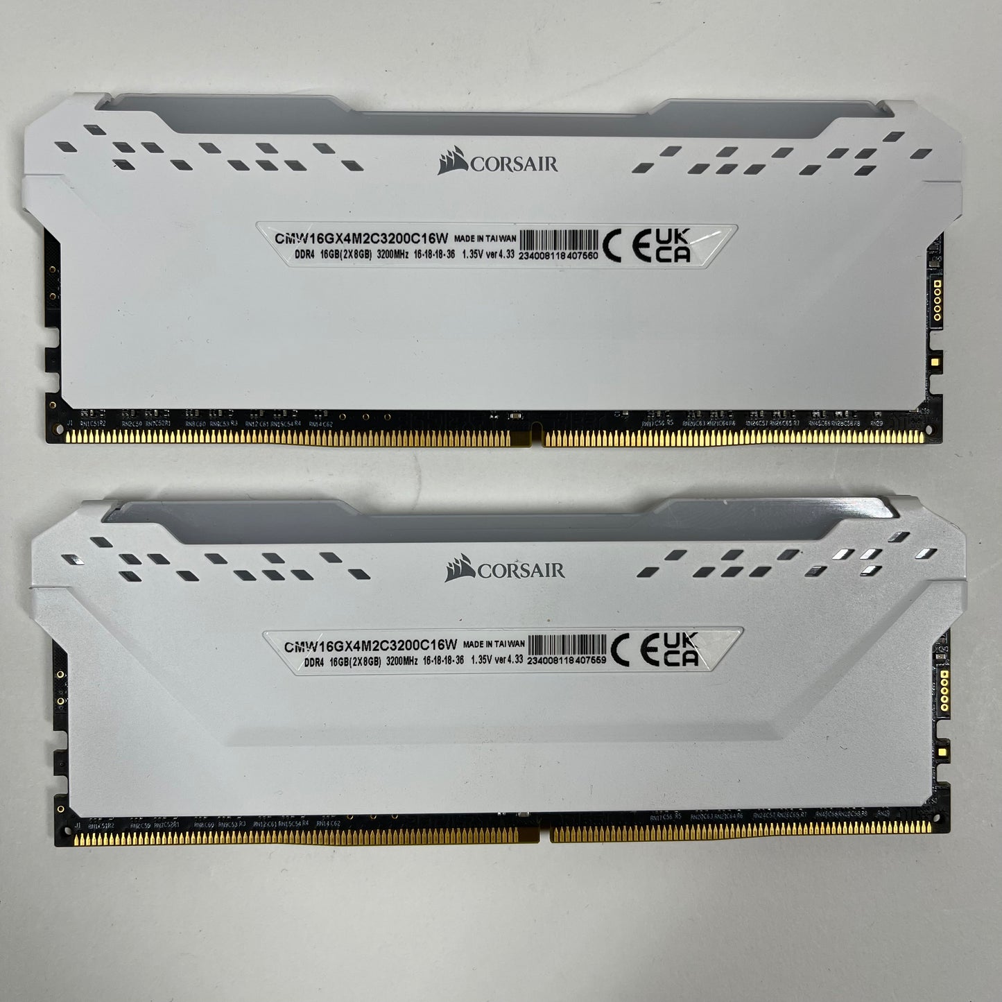 Corsair Vengeance RGB Pro 16GB (2x8GB) DDR4 3200MHz CMW16GX4M2C3200C16W