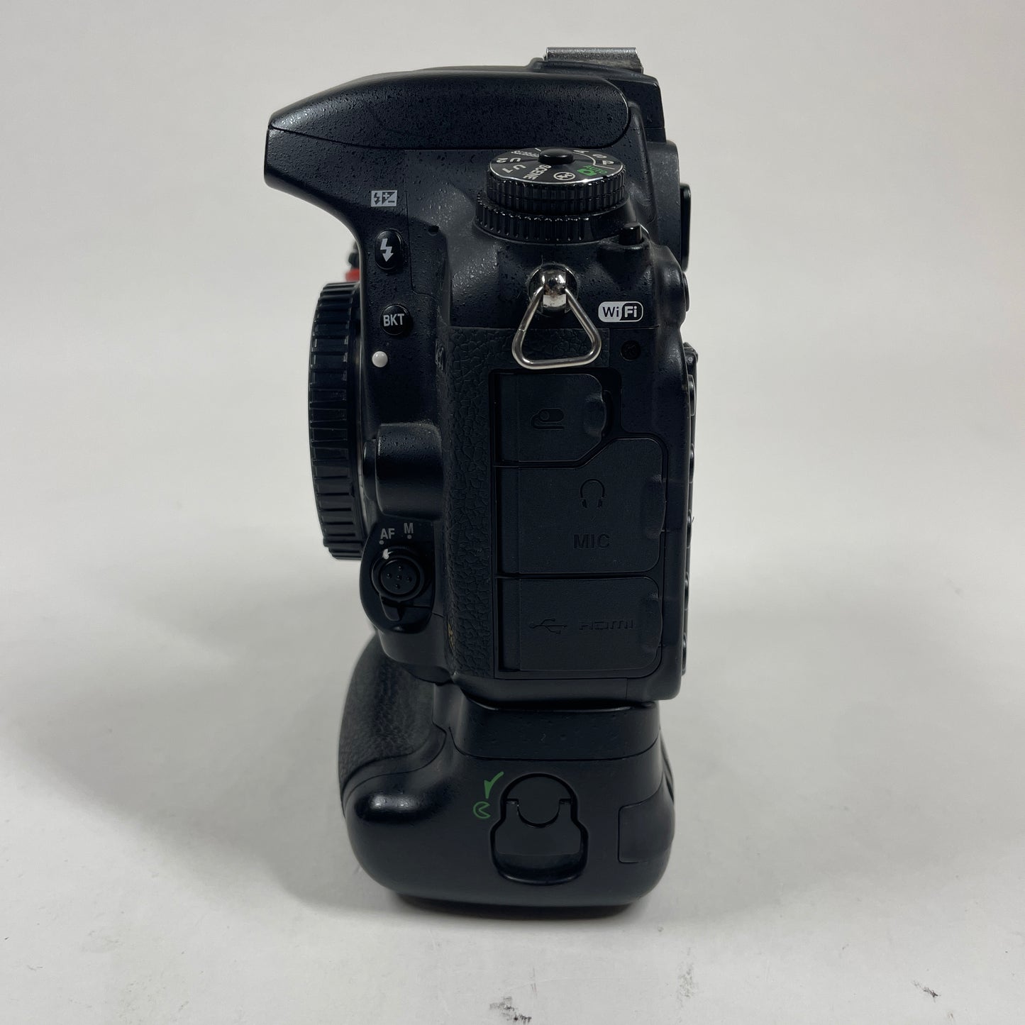 Nikon D750 24.3MP Digital SLR DSLR Camera