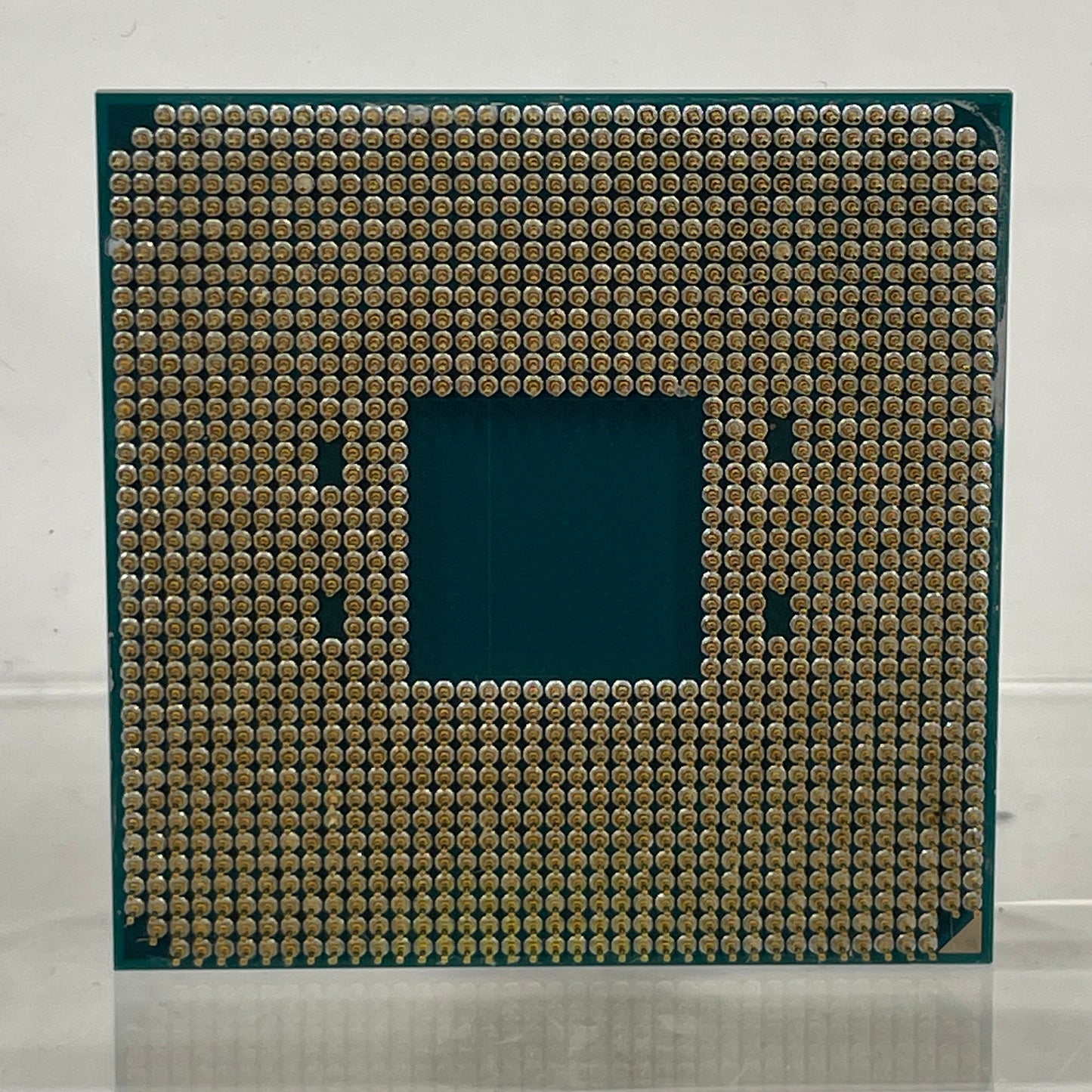 AMD Ryzen 5 3600 3.60GHz 6 Core 100-000000031 12 Thread AM4