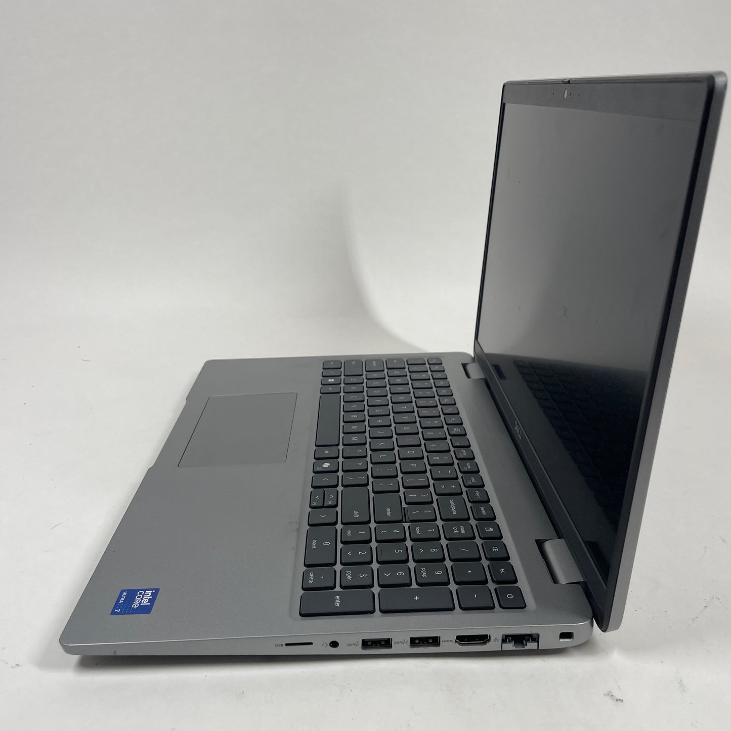 Dell Latitude 5550 15.6" Core Ultra 7 155U 1.7GHz 32GB RAM 128GB SSD