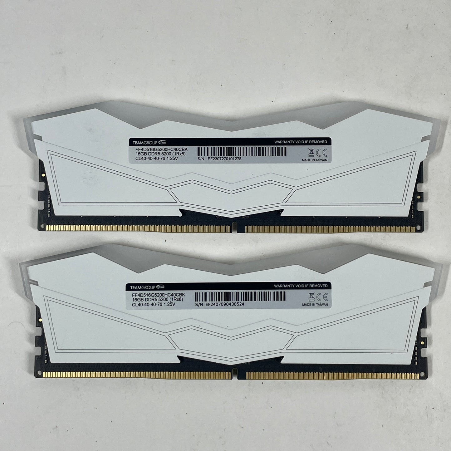 TeamGroup T-Force Delta RGB 32GB (2x16GB) RAM DDR5 5200MHz FF4D516G5200HC40CBK